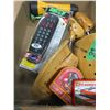 Image 4 : FLAT C/W SHOE STRETCHER, TV REMOTE, FLASH LITE, BADGES, ETC