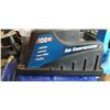 Image 4 : CAMPBELL HAUSFELD 100 MAX PSI AIR COMPRESSOR