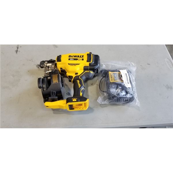 NEW DEWALT 20V ROOFING NAILER AND DEWALT 4 AMP CHARGER MODEL DCB1104