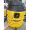 Image 3 : 5 GALLON WED/DRY GENIE VAC. WORKING