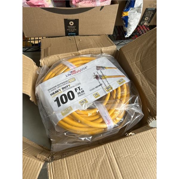 HEAVY DUTY 100 FOOT YELLOW EXTENSION CORD. 10AWG/3C