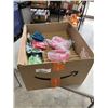 Image 1 : TRAY OF ZENO DISPOSABLE PONCHOS