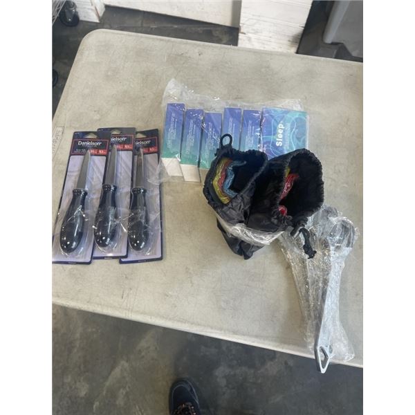 TRAY OF ITEMS INCLUDING 3 DANIELSON OYSTER KNIVES, ADJUSTABLE WRENCHES, SLEEP HEADPHONES, RESISTANCE