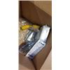 Image 4 : BOX OF TOOLS AND ACCESSORIES