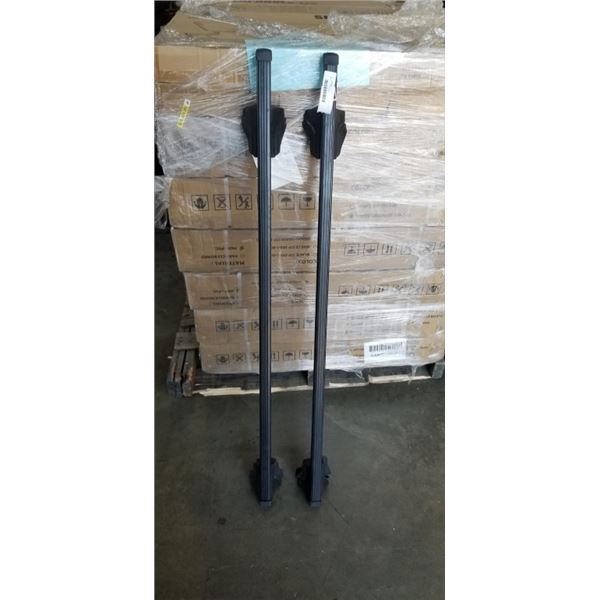 PAIR OF ROOF RACKS