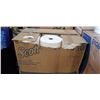 Image 1 : NEW CASE OF SCOTT WHITE ROLL TOWELS, 12 PER CASE