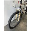 Image 3 : VENTURE BIKE