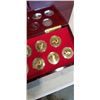 Image 3 : 9 CHINESE HEALTH GIGONG ASSOCIATION MEDALLIONS IN WOODEN CASE