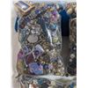 Image 2 : 3 BAGS OF MISC JEWELRY, BEADS, PARTS ETC