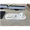Image 2 : 2 RGB LIGHTS, WIRELESS CHARGER OUTPUT AND ANKER 552 WIRELESS CHARGER (5 IN 1 STATION)