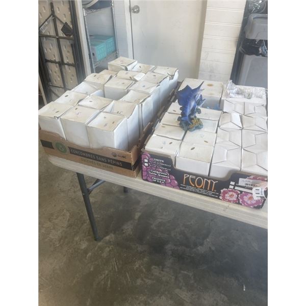 2 TRAYS OF VARIOUS ORNAMENTS