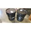 Image 1 : 2 BUCKETS OF BEADS