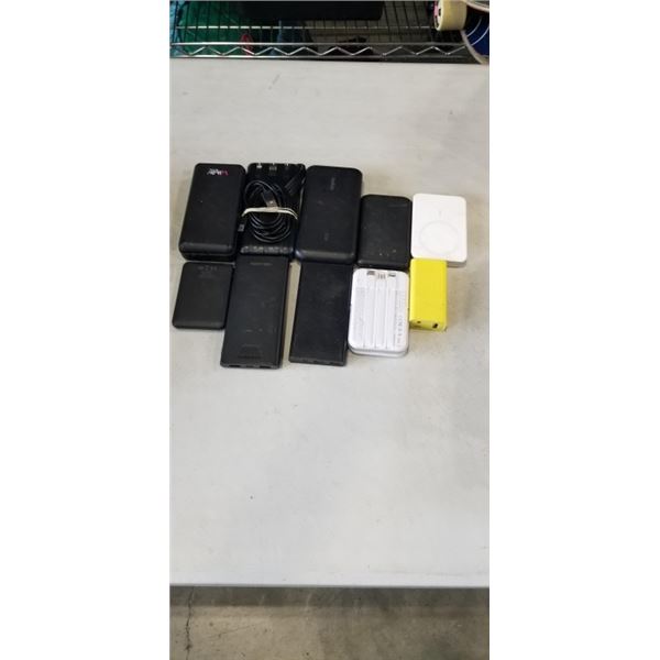 10 ASSORTED POWER BANKS