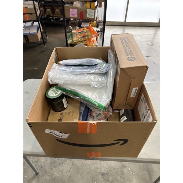 TRAY OF AMAZON OVERSTOCK INCLUDING DELL KEYBOARD, SHOP SQUARE GLIDE CAPS, OKKOBI FLEA  & TICK CHEWS 