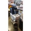 Image 1 : PAIR OF PLANTER BASKETS WITH WELCOME SIGNS AND SQUARE PLANTER BOX