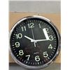 Image 3 : 3 NEW 12 INCH BLACK WALL CLOCKS
