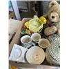 Image 3 : HAND PAINTED GREEN MEADOW POLISH POTTERY AND TEDDY BEAR