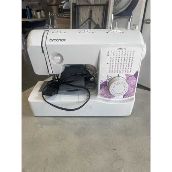 BROTHER SEWING MACHINE