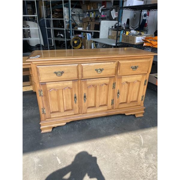VILAS MAPLE DRESSER