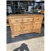 Image 1 : VILAS MAPLE DRESSER