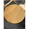 Image 5 : 3 PIECE OAK TABLE SET