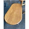 Image 6 : 3 PIECE OAK TABLE SET