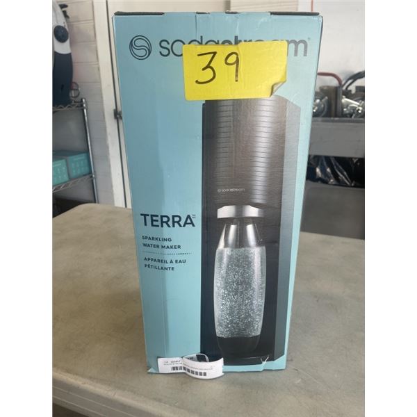 SODA STREAM TERRA SPARKLING WATER MAKER