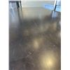 Image 3 : DINING TABLE WITH DARK FINISH AND 4 CHAIRS