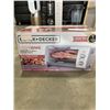 Image 2 : BLACK AND DECKER 4 SLICE AIR FRYER TOASTER OVEN - TESTED WORKING, RETAIL $179