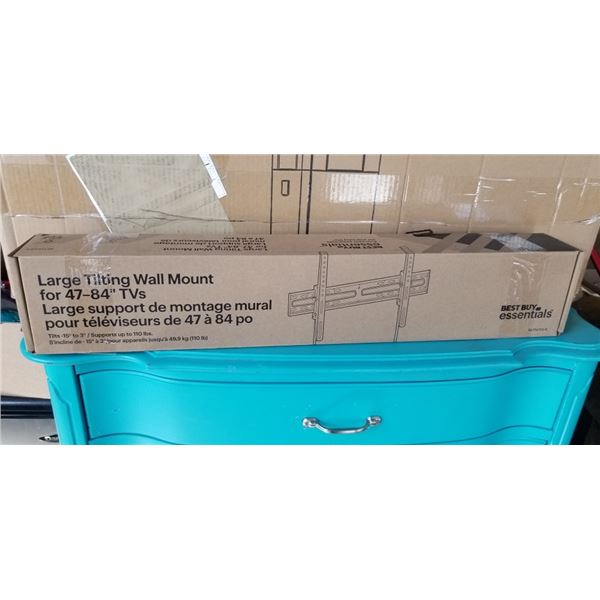 BEST BUY ESSENTIALS 47-84" TILTING TV WALL MOUNT, RETAIL $69