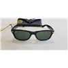 Image 3 : 2 PAIRS OF RAYBAN SUNGLASSES WITH 1 CASE