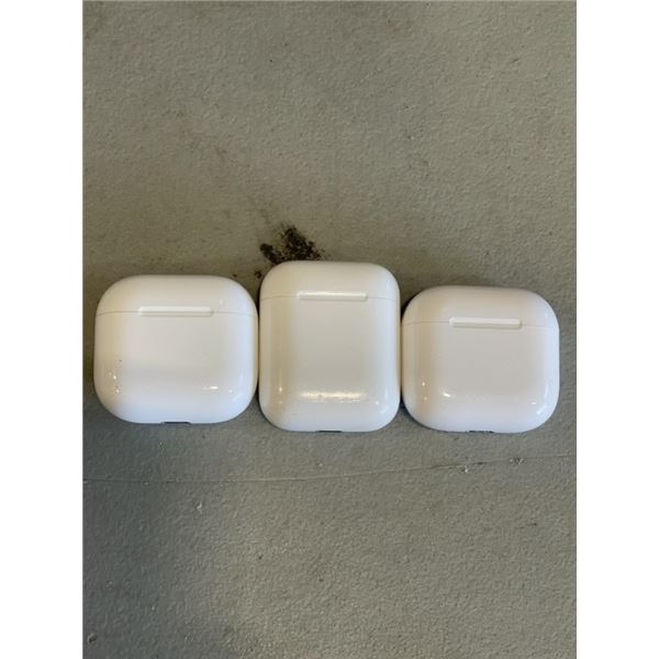 3 PAIR OF LOST PROPERTY AIRPODS UNKOWN CONDITION