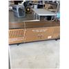 Image 3 : STRAUSS AM/FM RADIO MODEL STRAUSS LT-780. POWERS ON.