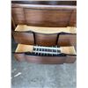 Image 4 : 5 DRAWER HIGHBOY WOOD DRESSER
