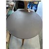 Image 3 : 2 IKEA SIDE TABLES