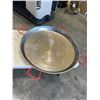 Image 1 : LARGE PAELLA PAN