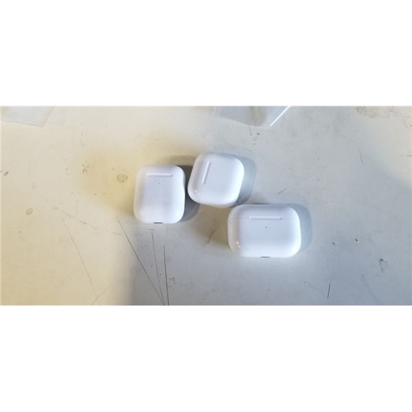 3 PAIR OF LOST PROPERTY AIRPODS UNKOWN CONDITION