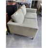 Image 3 : EILERSEN FABRIC LOVESEAT