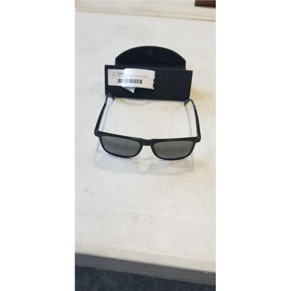 MAUI JIM POLARIZED SUNGLASSES IN CASE