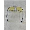 Image 4 : PAIR OF FOSTER GRANT AND PAIR OF ALFRED SUNG SUNGLASSES