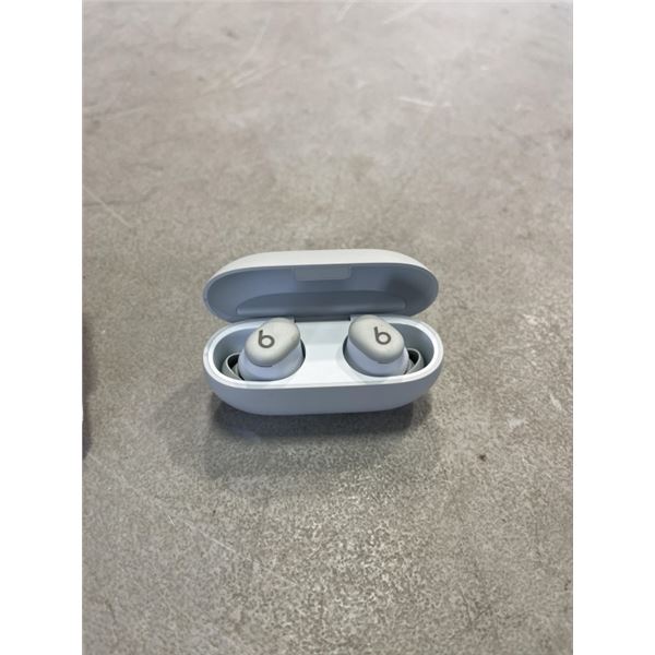 BEATS SOLO BUDS TRUE WIRELESS EARBUDS - TESTED WORKING