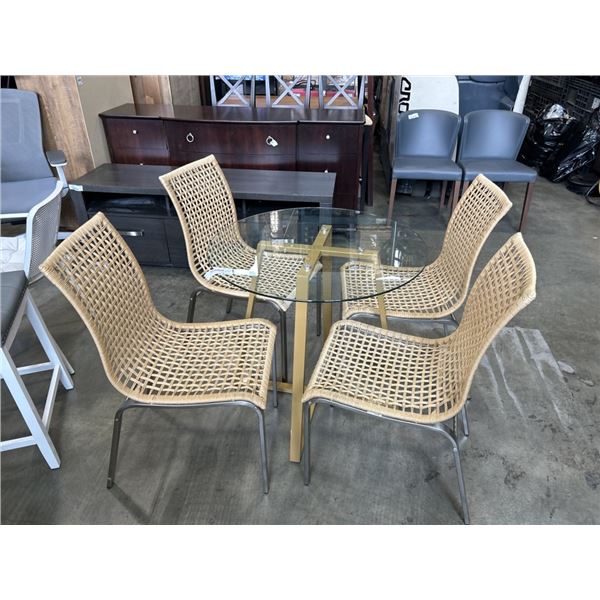 ROUND DINETTE TABLE WITH 4 RATTAN CHAIRS