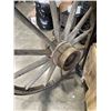 Image 4 : ANTIQUE WAGON WHEEL 43" DIAMETER
