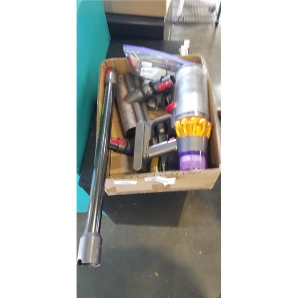 DYSON V15 DETECT TOTAL CLEAN CORDLESS STICK VACUUM - TESTED WORKING, RETAIL $999