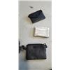 Image 2 : 3 STEVE MADDEN AND 2 MARC JACCOBS CHANGE PURSES AND ID HOLDERS. UNAUTHENTICATED