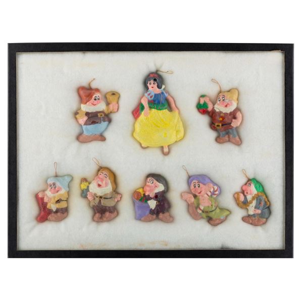 A "Snow White and the Seven Dwarfs" Ornament Set.