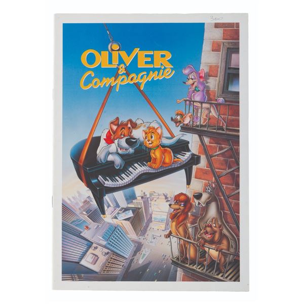 A French Making of "Oliver & Company" Booklet.