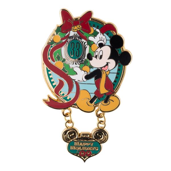 A Club 33 Mickey Mouse Happy Holidays 2009 Pin.