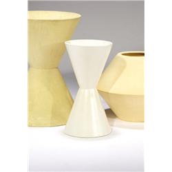 La Gardo Tackett - Double cone planter