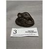 Image 1 : Bronze Otter Paperweight